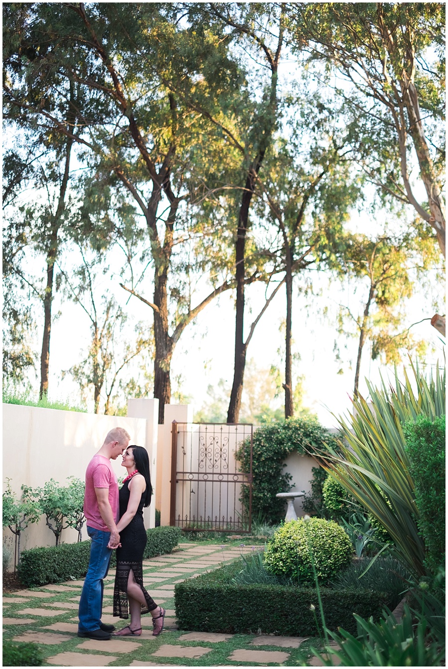 leandri-stefan-engagement-shoot-moon-sixpence-muldersdrift-00006